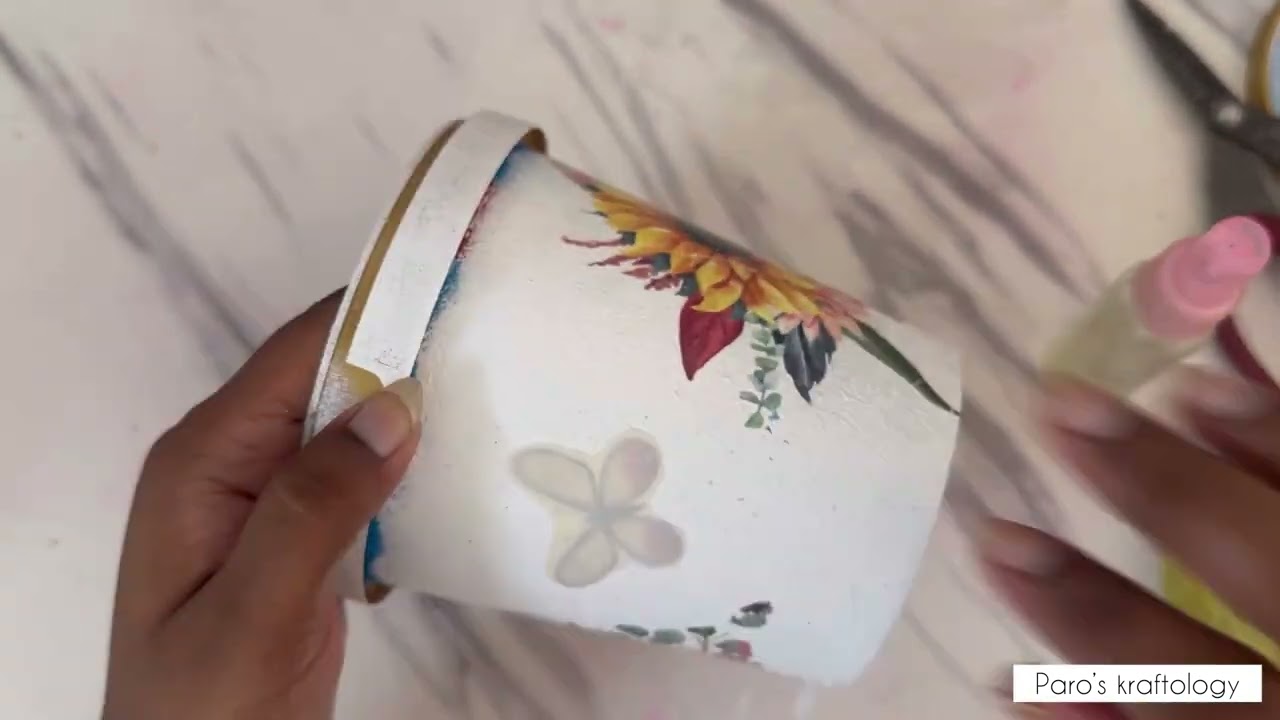 DIY Planter #upcycle #transfer #diy #decoupage #homedecor #5mincraft #upcycle #craftangles #hndmd
