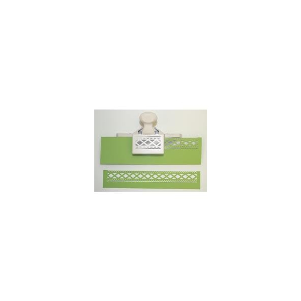 Martha Stewart Double Edge Punch - Diamond Fence Trim