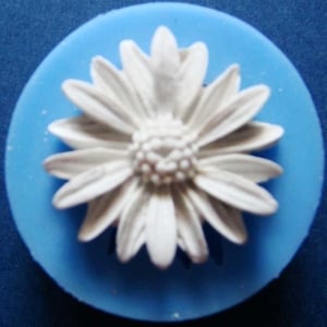 Single large Daisy Silicone Clay Mould