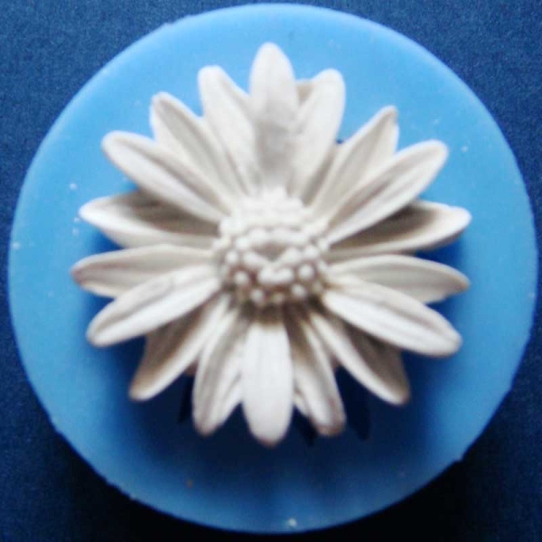 Single large Daisy Silicone Clay Mould
