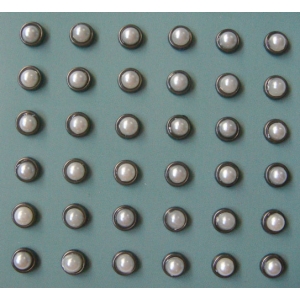 Pearl Brads (Medium) - White