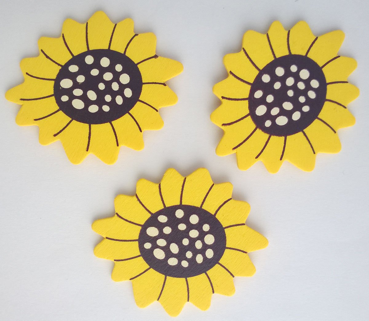 Wooden Die Cuts - Flowers - Yellow and Black (Pack of 5) cadc 10 Wooden Die Cuts - Flowers - Yellow and Black (Pack of 5)