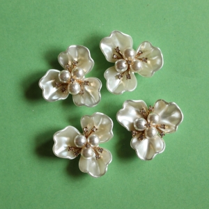 Pearl Flowers - Design 3